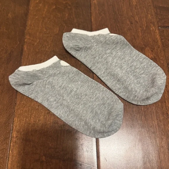 Women’s Heather Gray Ankle Socks - Picture 1 of 2